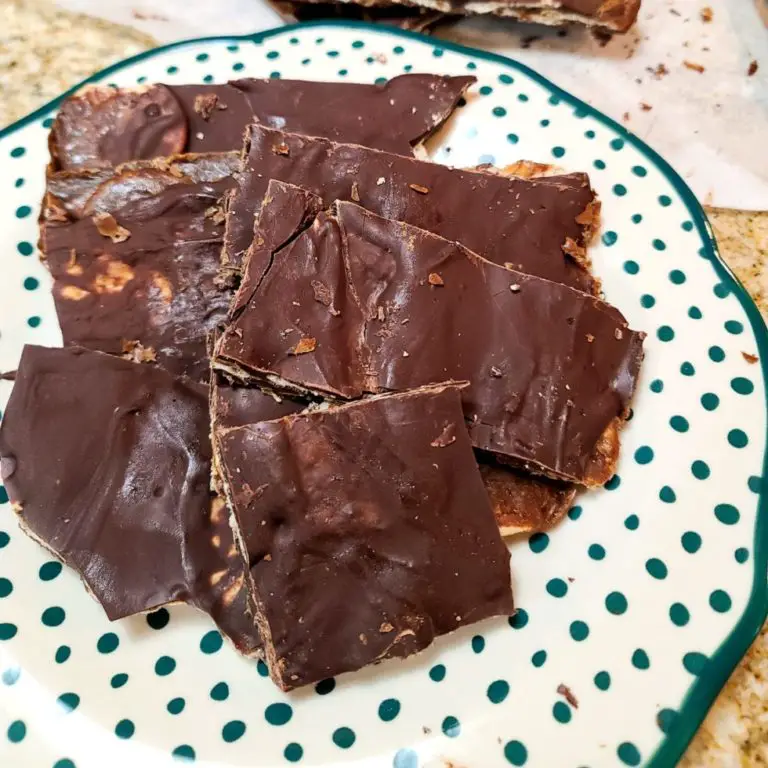 Paleo Chocolate Christmas Bark